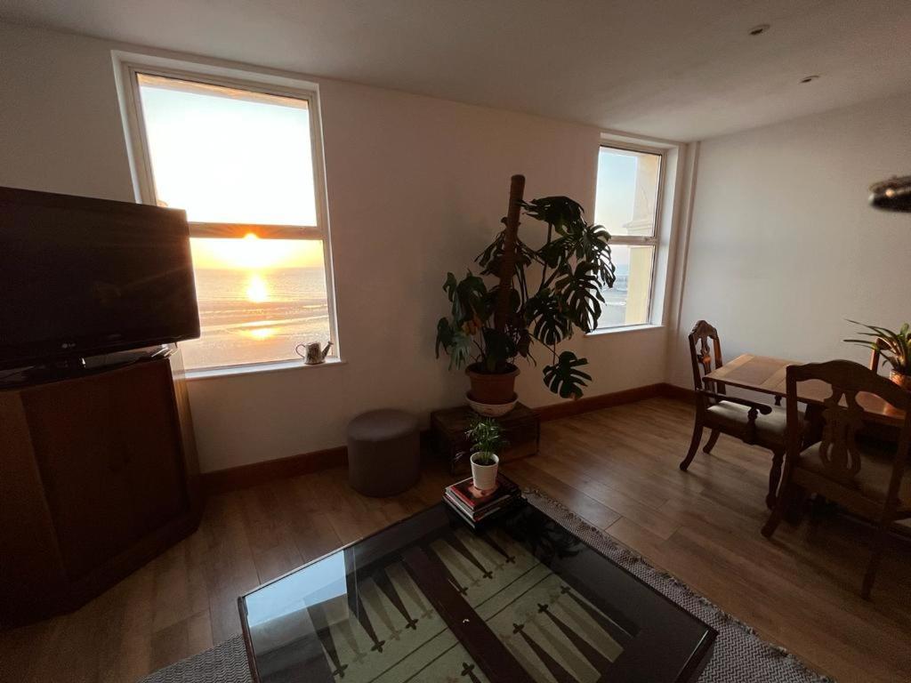 Margate Sea Front Apartment Esterno foto
